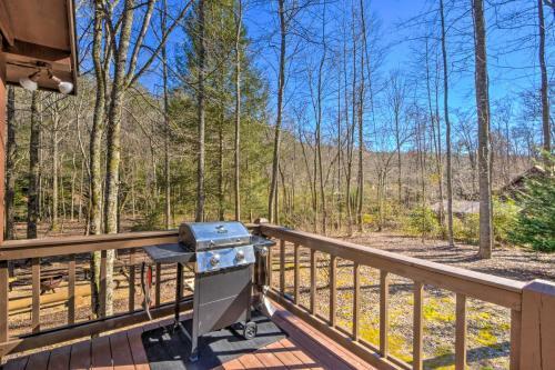 Creekside Cabin In The Blue Ridge Mountains!