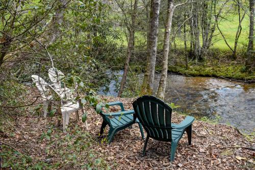 Whisper Creek Retreat