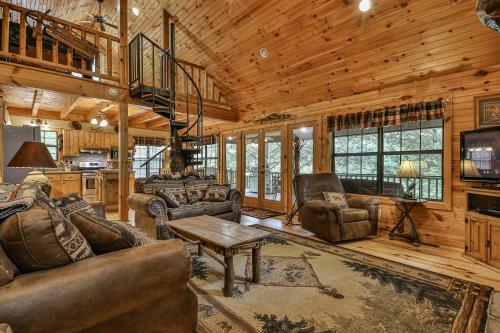Pick's Riverside Retreat