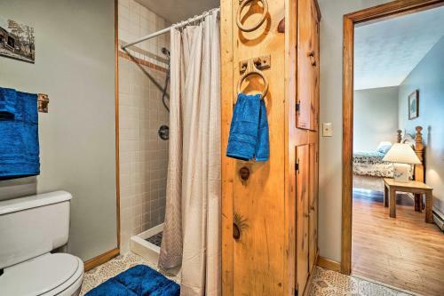 Family Cabin Near Hiking With On-site Pond, Deck