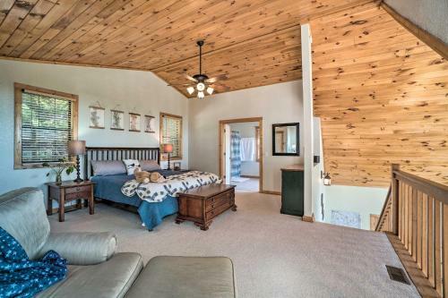 Cleveland Winery Retreat With 2 Decks And Fire Pit!