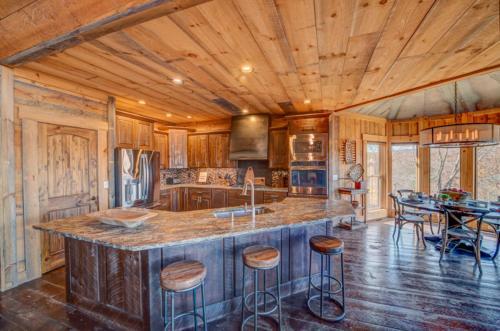 Cardinal's Cradle By Escape To Blue Ridge