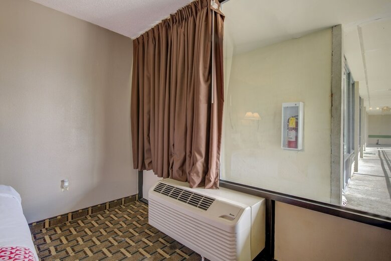 Oyo Hotel Douglas Ga Us-441