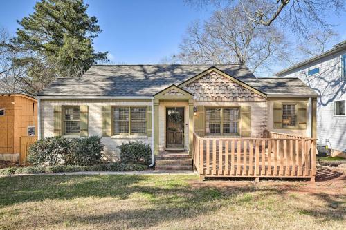 Updated Cottage Outside Of Atl With Fire Pit!