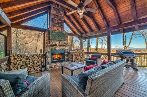 The Hideaway By Escape To Blue Ridge