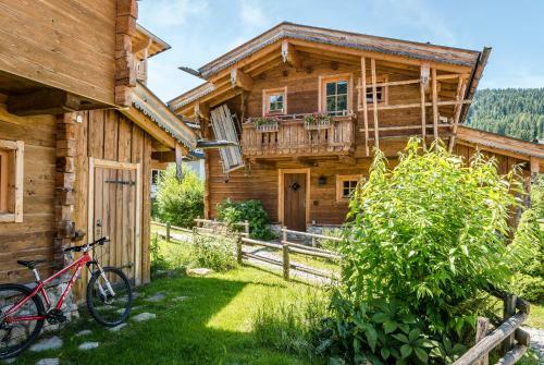 Hotel Almdorf Almlust