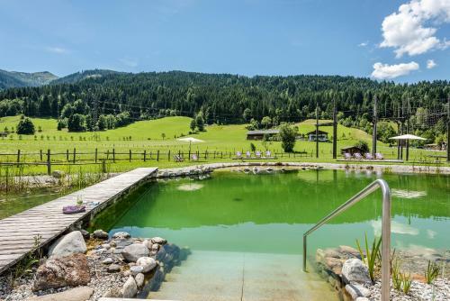 Hotel Almdorf Almlust