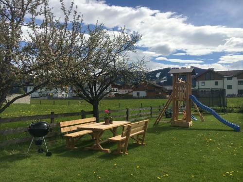 Apartamento Ferienhaus Alpenland