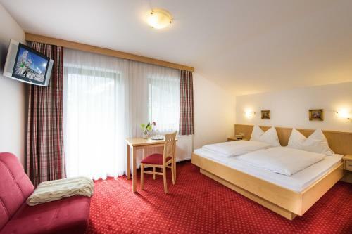 Hostal Pension Haus Am Dorfplatz