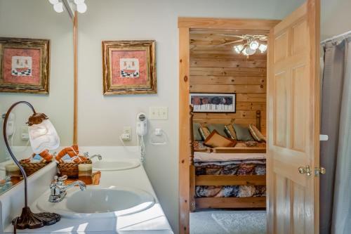 Coosawattee Cabin