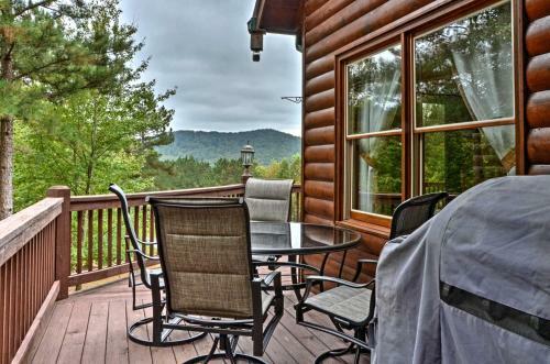 Grand Ellijay Cabin With Mountain Views And Pool Table!
