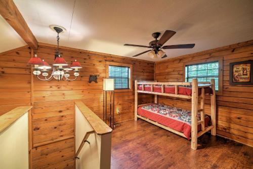 Private Ellijay Cabin With Deck, Fire Pit And Amenities