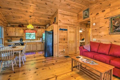 Pet-friendly Ellijay Cabin With Hot Tub In Ntl Forest