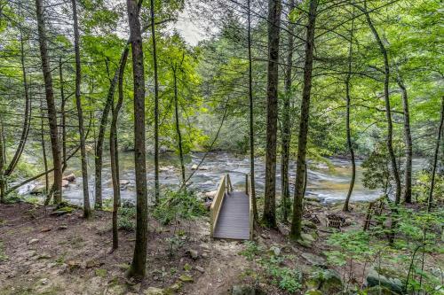 A Tranquil Place- Fightingtown Creek Frontage