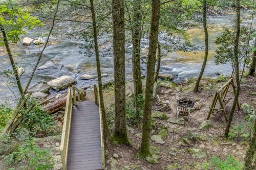 A Tranquil Place- Fightingtown Creek Frontage