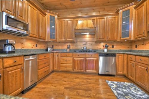 Black Bear River Lodge