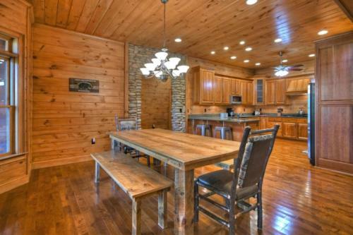Black Bear River Lodge
