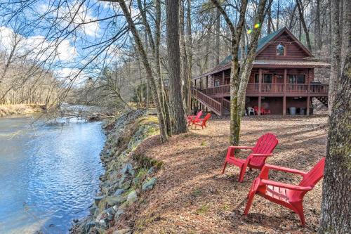 Waterfront Coosawattee River Resort Retreat!