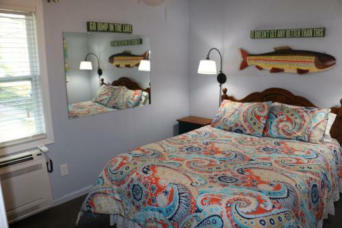 Hotel Boundary Waters Resort & Marina
