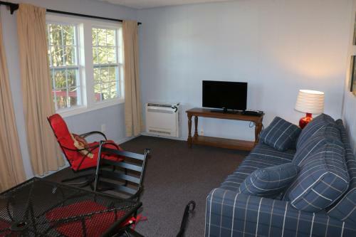 Hotel Boundary Waters Resort & Marina