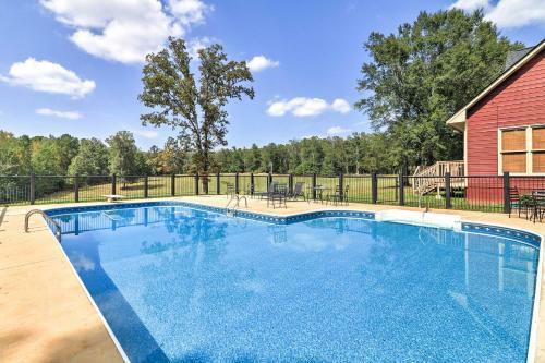 Pine Mountain Valley House With Pool On 25 Acres!