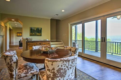 Haven Ridge - Upscale House With Mountain Views!