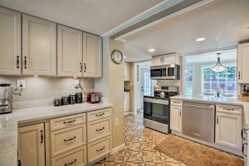 Cheery Cottage With Yard Less Than 1 Mile To Marietta Square