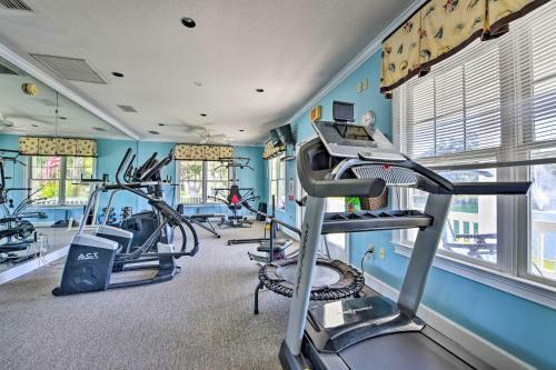 Apartamento Amenity-rich St Simons Condo 1 Mi To Beaches!