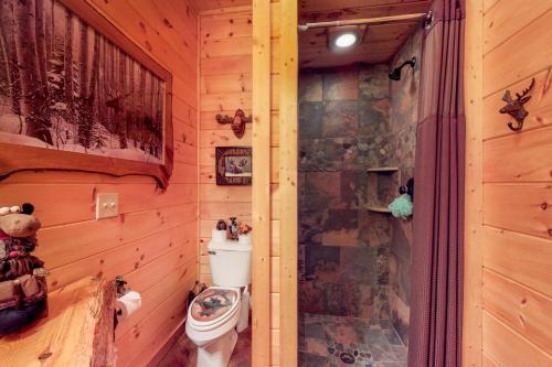 Cinnamon Bear Lodge