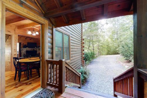 Creekside Escape