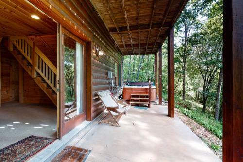 Creekside Escape