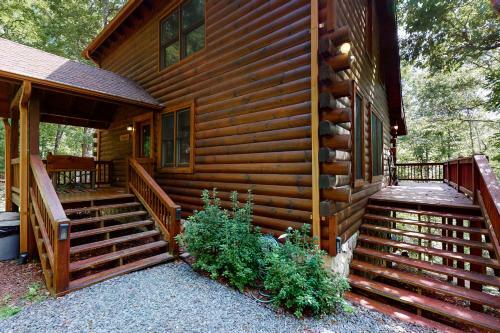 Creekside Escape