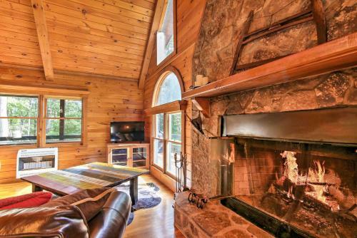 2-acre Blue Ridge Home With Fireplace, Hammock And Deck