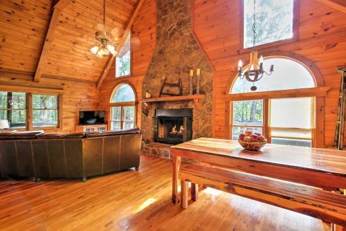 2-acre Blue Ridge Home With Fireplace, Hammock And Deck