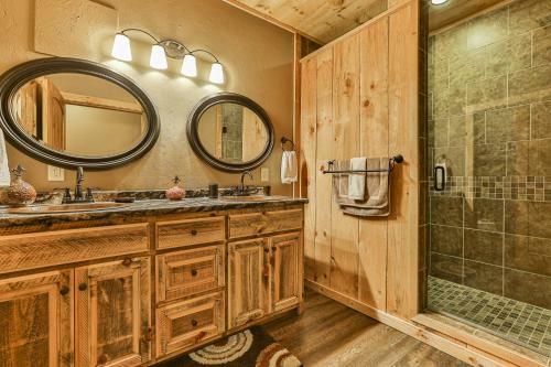 Eagles Crest - Long Range Layered Mountain Views In Peaceful Neighborhood!