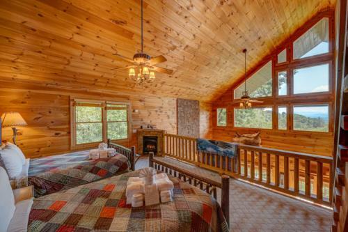Eagles Pride By Escape To Blue Ridge