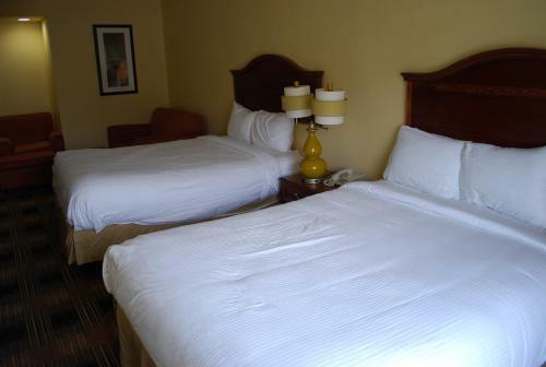 Hotel Jameson Inn & Suites
