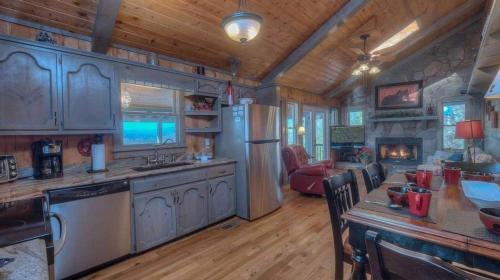 A Beary Nice View By Escape To Blue Ridge