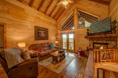 Knotty Nest By Escape To Blue Ridge