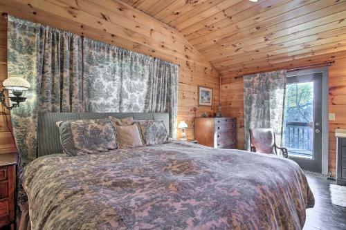 Rustic Getaway With Pool Table Less Than 6 Miles To Helen!