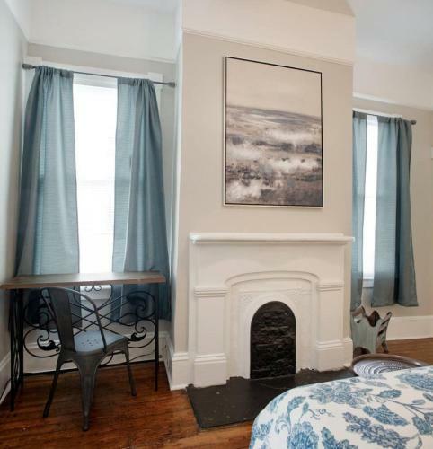 Huge 5 Bed, 5 Bath In Historic Downtown Savannah