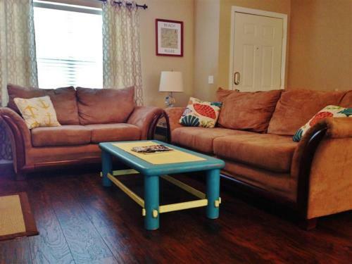 Clean And Cozy Savannah House Near Tybee Beaches!