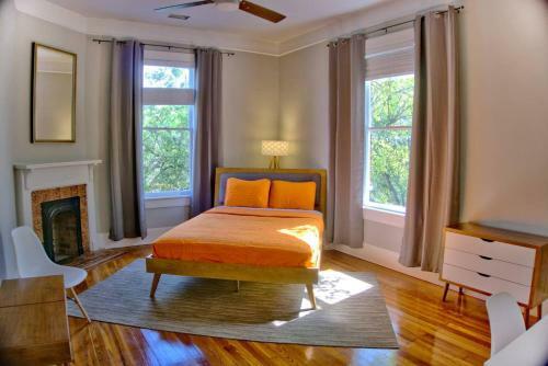 Newly Renovated Stunning Space