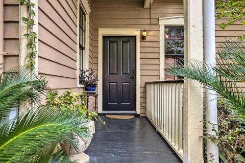 Luxe Victorian Savannah Home Walk To Forsyth Park