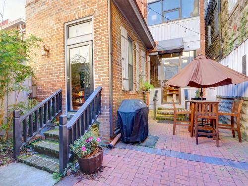 Heated Pool Access Flex Cancelation Posh And Luxurious Historic Savannah Vacation Home