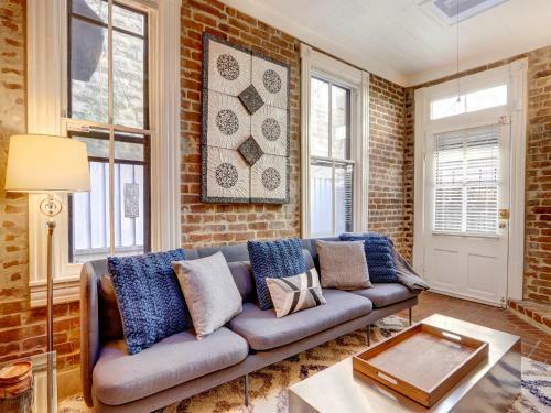 Heated Pool Access Flex Cancelation Posh And Luxurious Historic Savannah Vacation Home