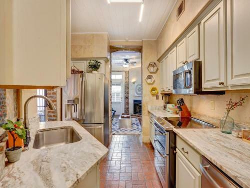 Heated Pool Access Flex Cancelation Posh And Luxurious Historic Savannah Vacation Home