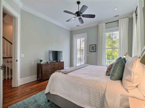 Congress Street Retreat