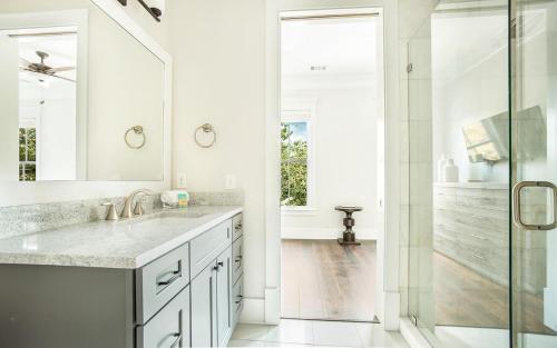 513 Liberty Main By Lucky Savannah