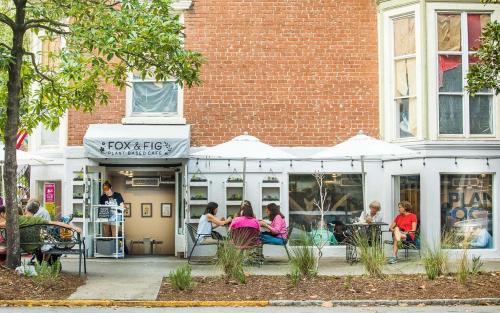 513 Liberty Main By Lucky Savannah
